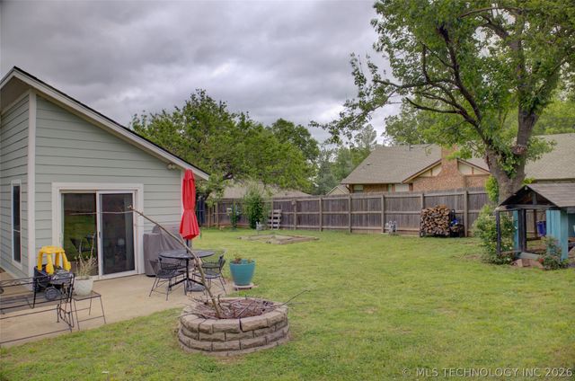 211 W 114th Court S, Jenks, OK 74037