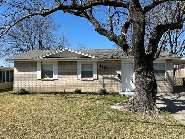 2429 Narobi Place, Mesquite, TX 75149