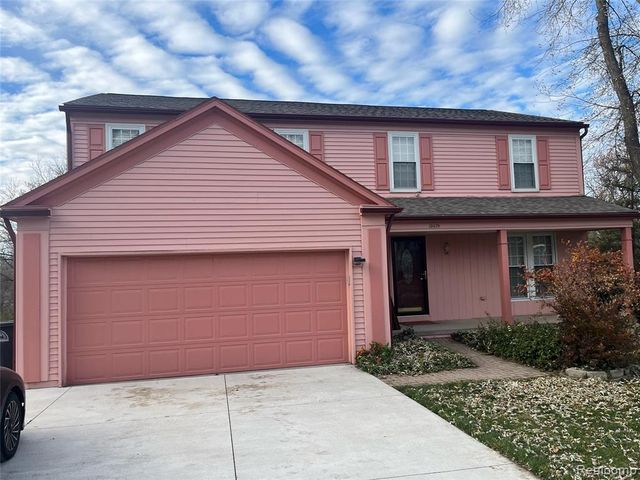 19479 Scenic Harbour Drive, Northville, MI 48167