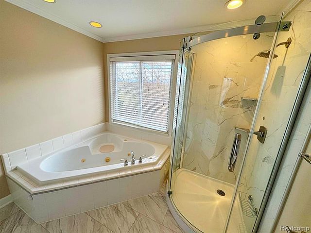 19479 Scenic Harbour Drive, Northville, MI 48167