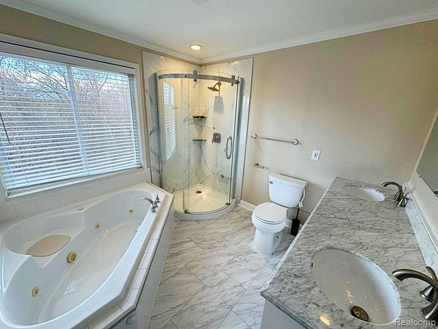 19479 Scenic Harbour Drive, Northville, MI 48167