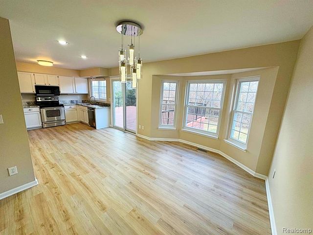 19479 Scenic Harbour Drive, Northville, MI 48167