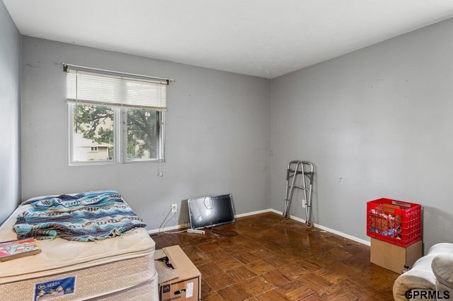 5213 N 85th Street, Omaha, NE 68134