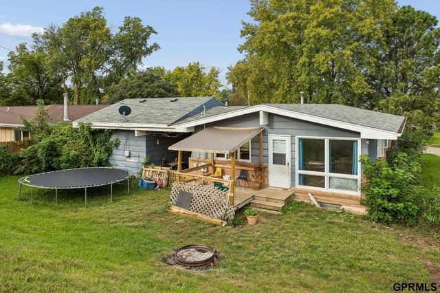 5213 N 85th Street, Omaha, NE 68134