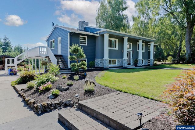 4575 Eagle Crest Rd NW, Salem, OR 97306