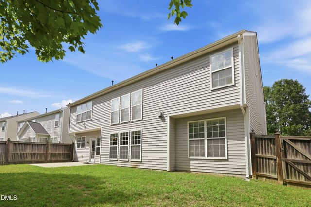 201 Shakespeare Street, Morrisville, NC 27560