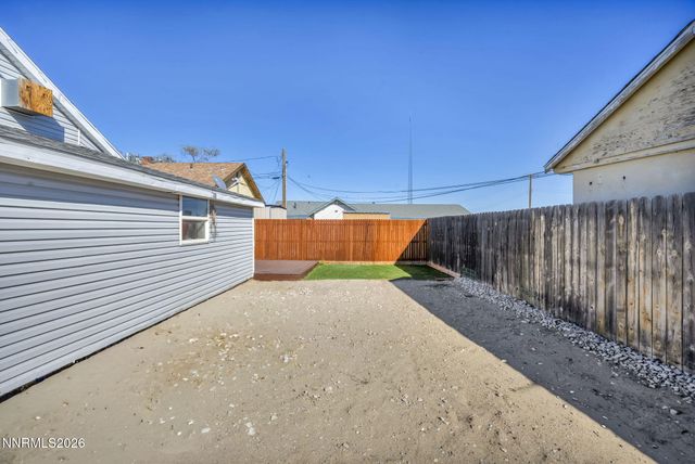 280 E Front Street, Fallon, NV 89406