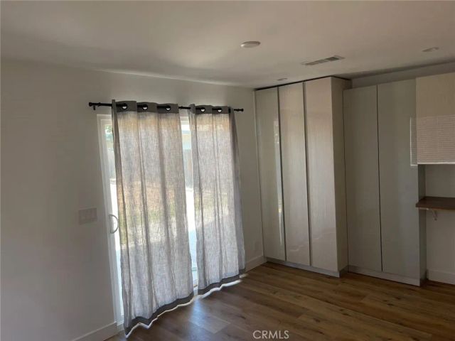 7051 Garden Grove, Reseda, CA 91335