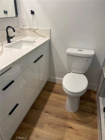 7051 Garden Grove, Reseda, CA 91335