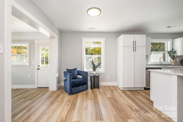 3208 Clearview Drive 8, Charlotte, NC 28216