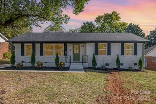 3208 Clearview Drive 8, Charlotte, NC 28216