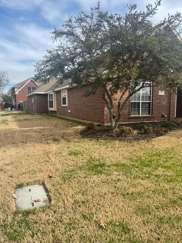 402 Buttonwood Drive, Coppell, TX 75019