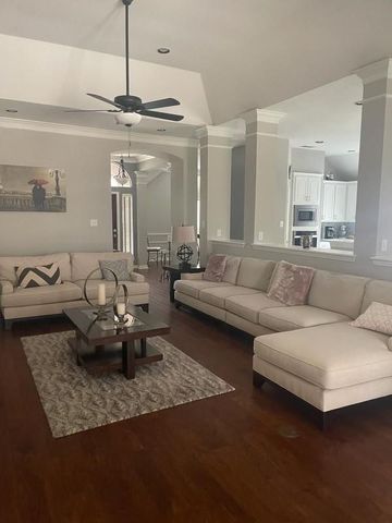 402 Buttonwood Drive, Coppell, TX 75019