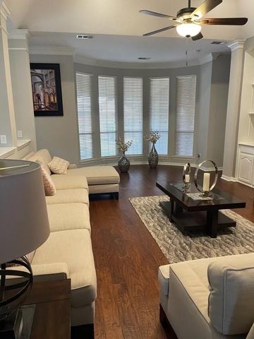 402 Buttonwood Drive, Coppell, TX 75019