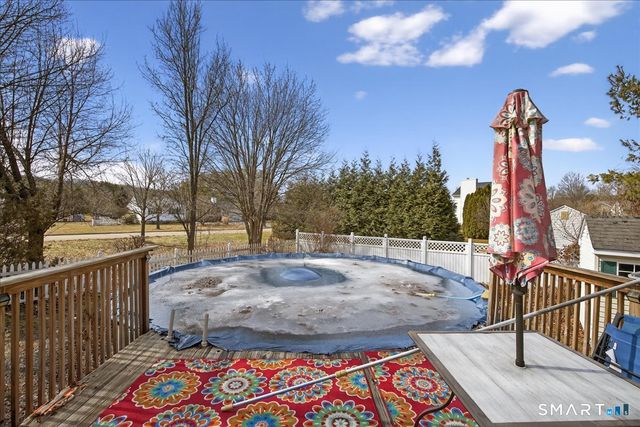 15 Cinnamon Ridge Drive, North Branford, CT 06471