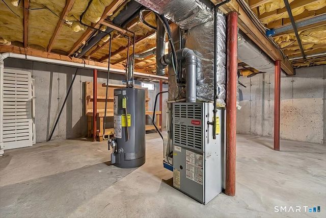 15 Cinnamon Ridge Drive, North Branford, CT 06471