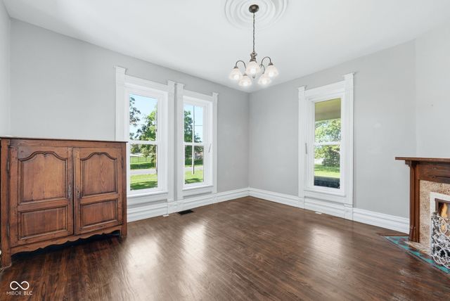 12808 W River Valley Road, Yorktown, IN 47396