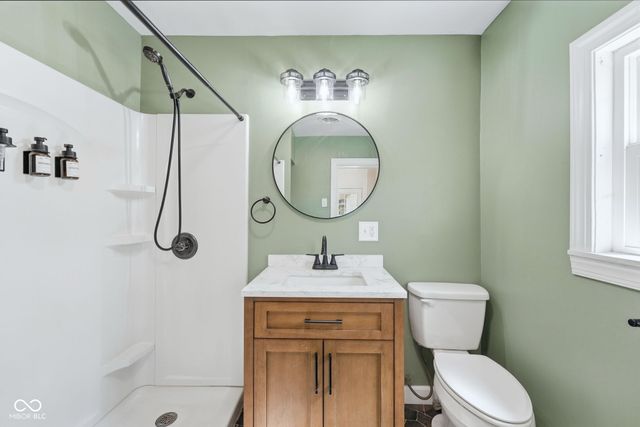 12808 W River Valley Road, Yorktown, IN 47396