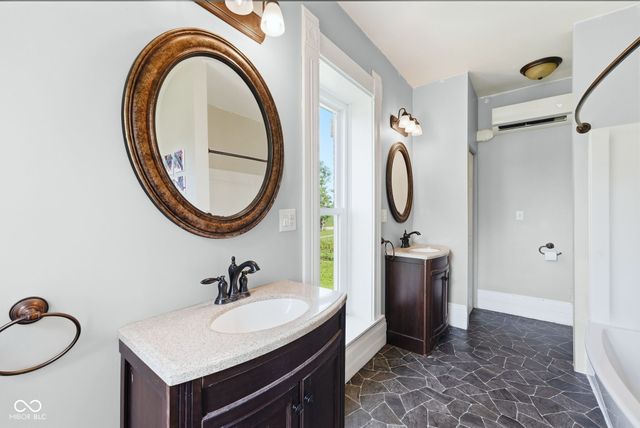 12808 W River Valley Road, Yorktown, IN 47396