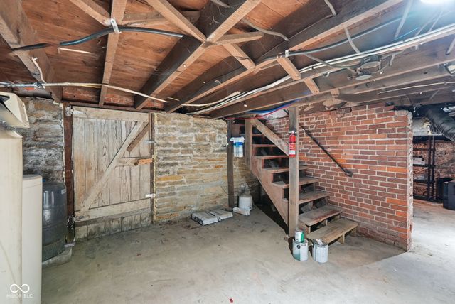 12808 W River Valley Road, Yorktown, IN 47396