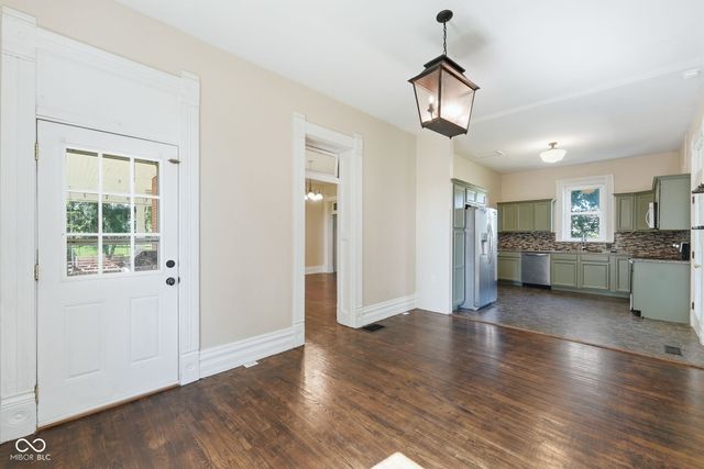 12808 W River Valley Road, Yorktown, IN 47396
