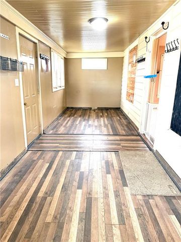 224 Walnut Street, Pleasant Hill, MO 64080