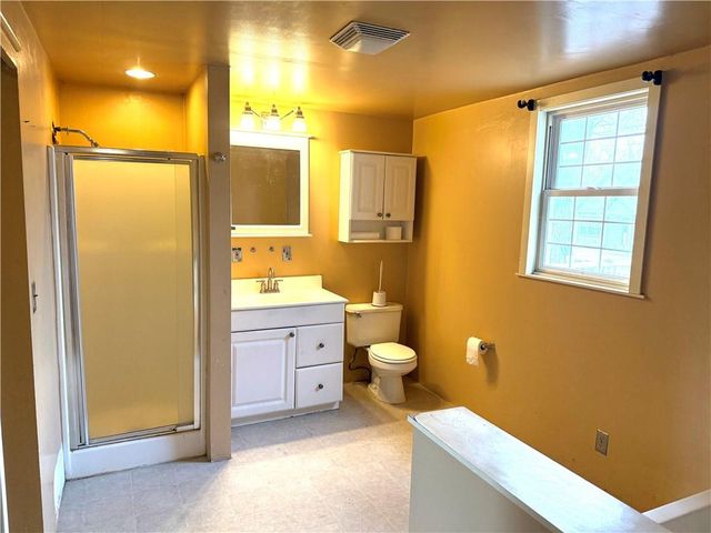 224 Walnut Street, Pleasant Hill, MO 64080