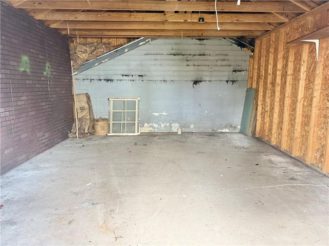 224 Walnut Street, Pleasant Hill, MO 64080