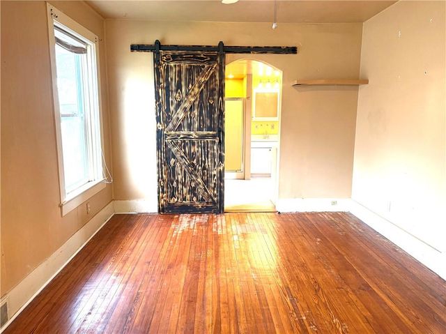 224 Walnut Street, Pleasant Hill, MO 64080