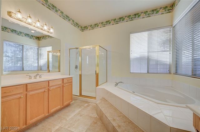 6744 Universal Avenue, Las Vegas, NV 89142