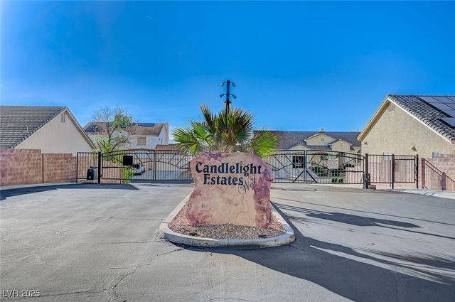 6744 Universal Avenue, Las Vegas, NV 89142