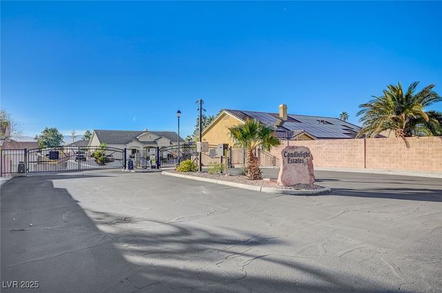 6744 Universal Avenue, Las Vegas, NV 89142