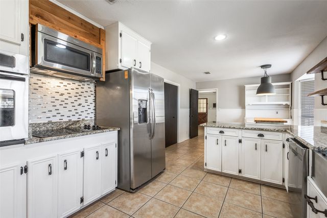 704 W Oak Street, Celina, TX 75009