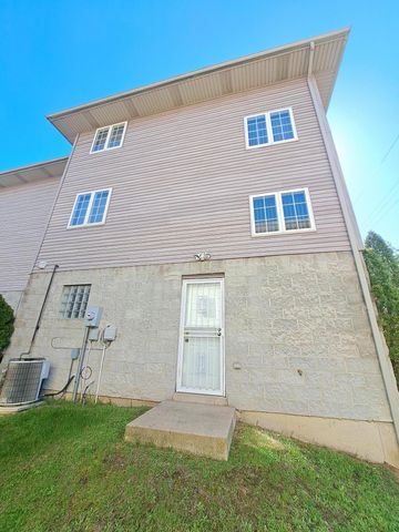 1020 N Shelby Street, Gary, IN 46403