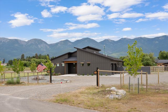 83 Creston Trail, Kalispell, MT 59901 property photo