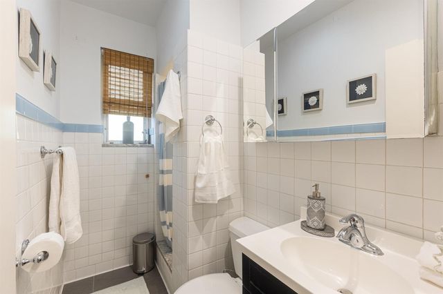 1620 NE 8th Street, Fort Lauderdale, FL 33304