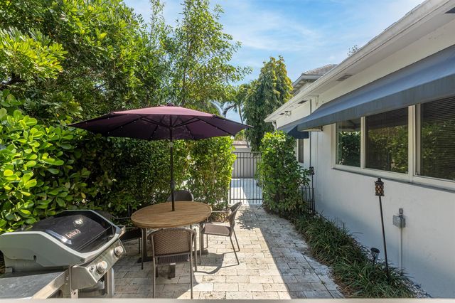 1620 NE 8th Street, Fort Lauderdale, FL 33304