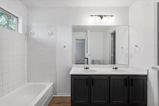 2219 Ada LN, Round Rock, TX 78664