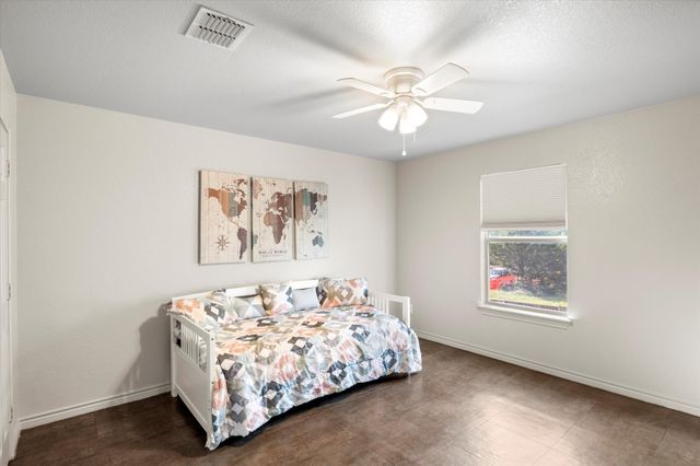 1700 Cowtown Court, Mansfield, TX 76063