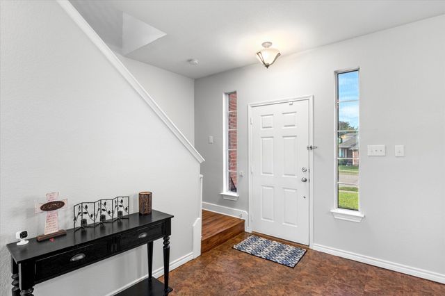 1700 Cowtown Court, Mansfield, TX 76063