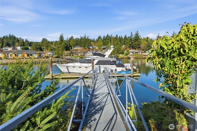 138 Lummi Drive, La Conner, WA 98257