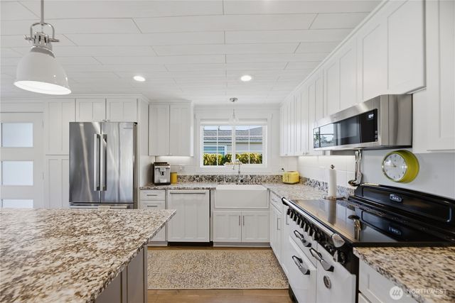 138 Lummi Drive, La Conner, WA 98257