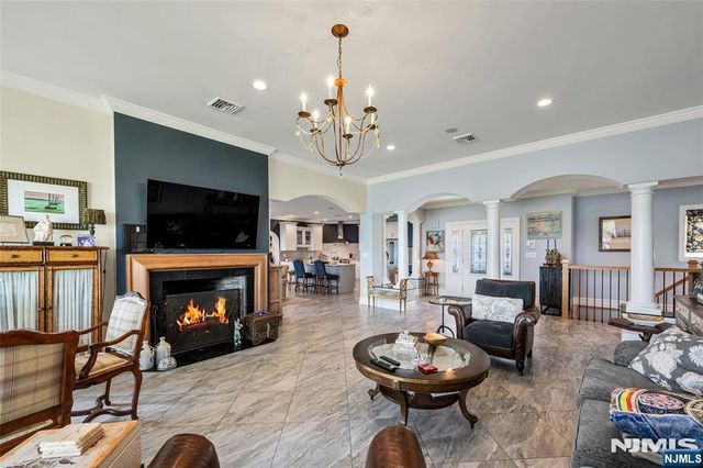 345 Pompton Avenue, Pompton Lakes, NJ 07442