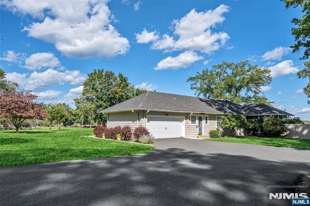 345 Pompton Avenue, Pompton Lakes, NJ 07442