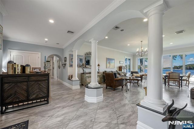 345 Pompton Avenue, Pompton Lakes, NJ 07442
