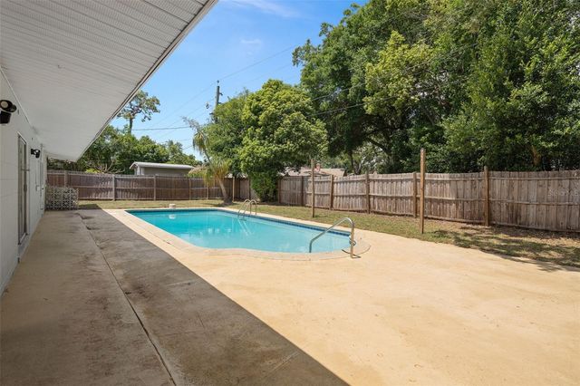5837 WESTBURY DRIVE, Orlando, FL 32808