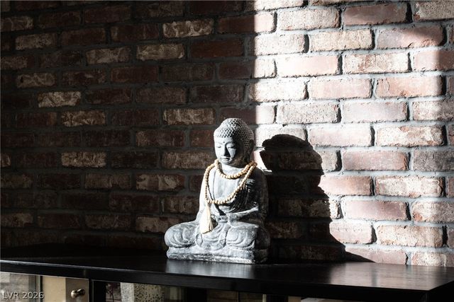 62 Grey Feather Drive, Las Vegas, NV 89135