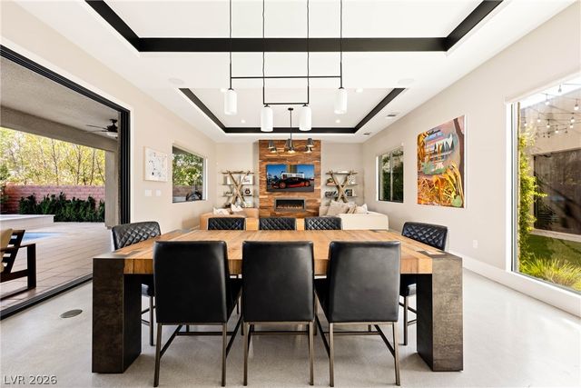 62 Grey Feather Drive, Las Vegas, NV 89135