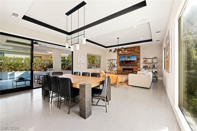 62 Grey Feather Drive, Las Vegas, NV 89135