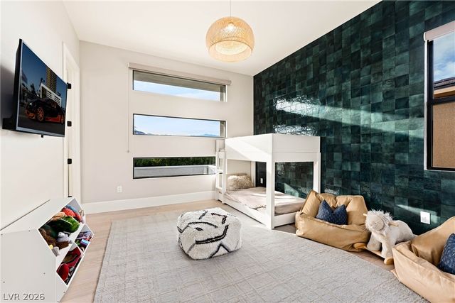 62 Grey Feather Drive, Las Vegas, NV 89135